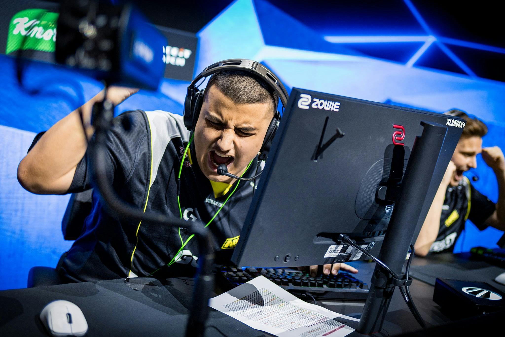 IEM-Cologne2025-winner-mood-6